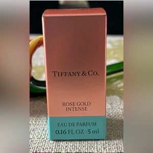 Tiffany & Co Rose Gold Intense mini perfume